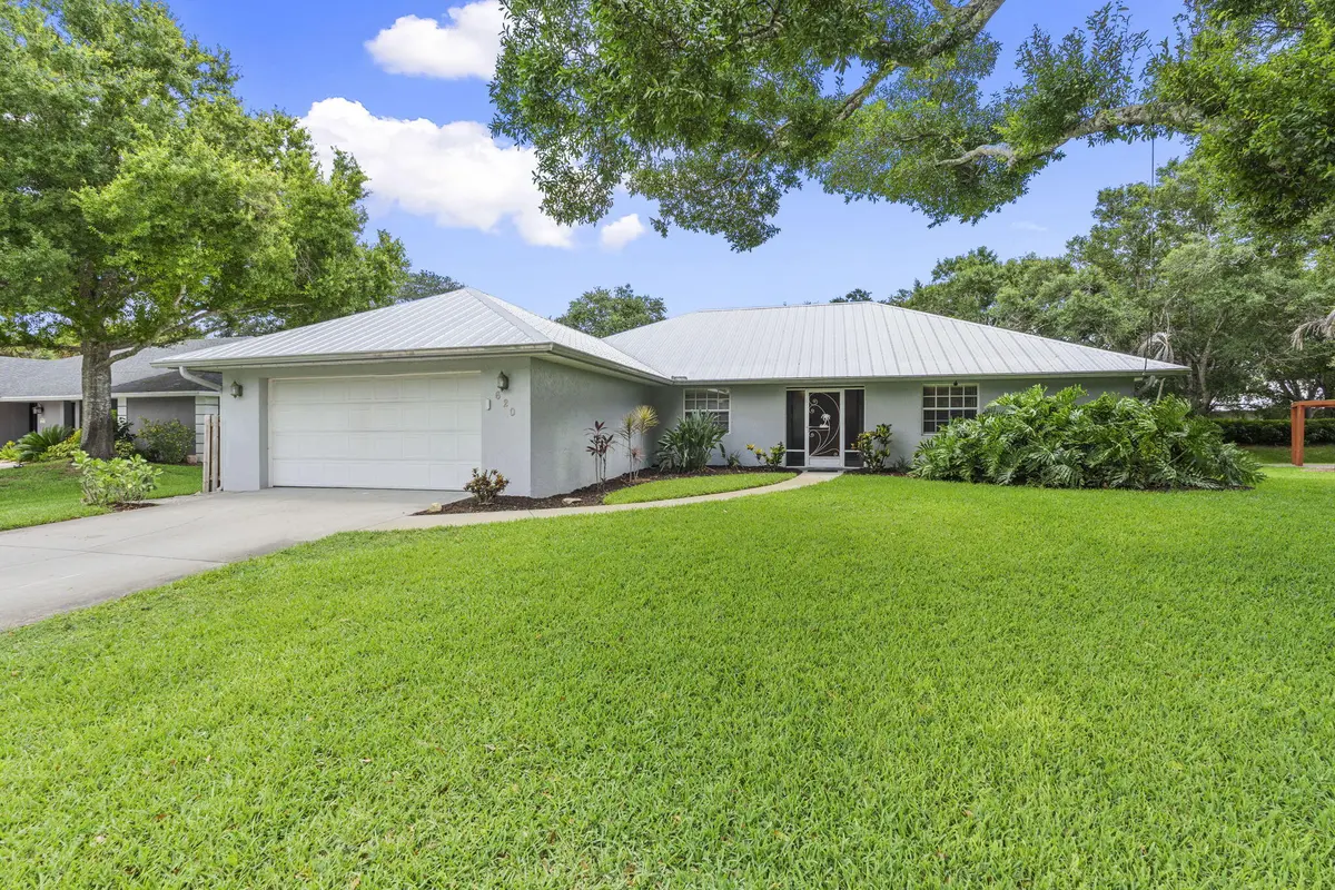30-web-or-mls-DSC04988 at 620 39th Court, Vero Beach
