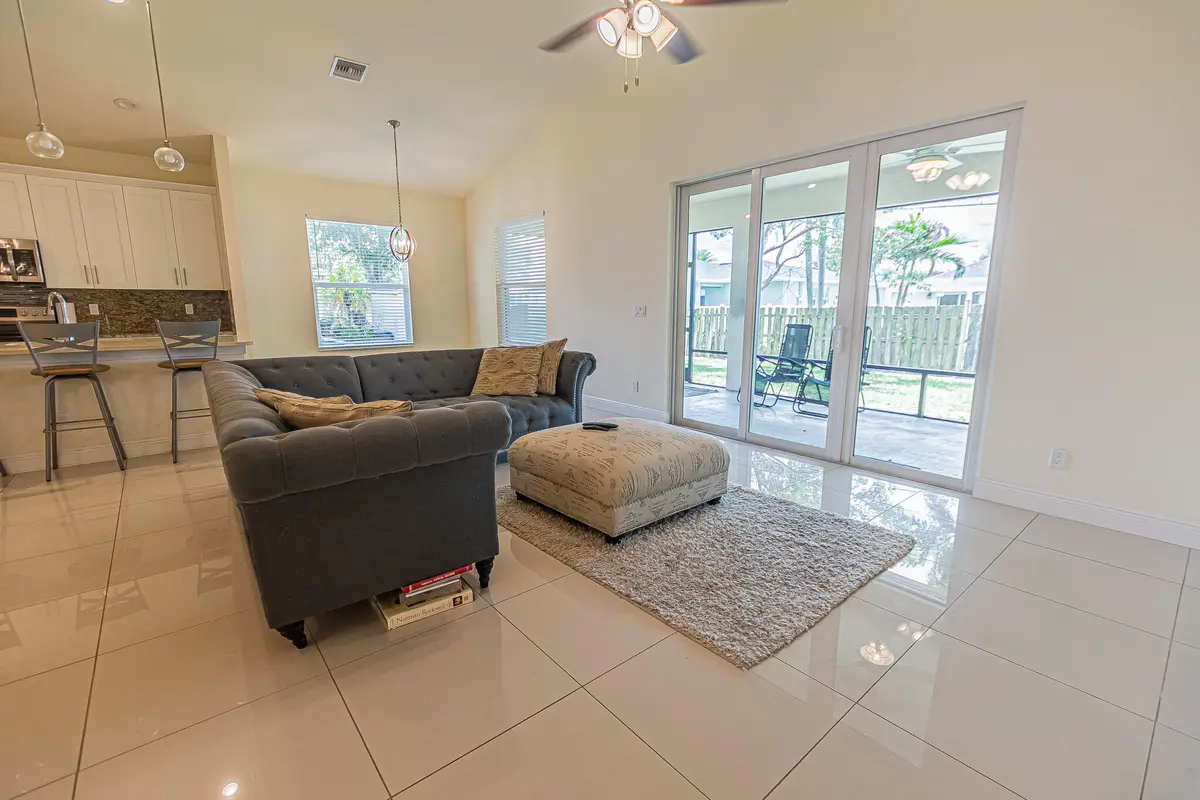 DSC_8951-HDR at 930 SW Versailles Avenue, Port St. Lucie