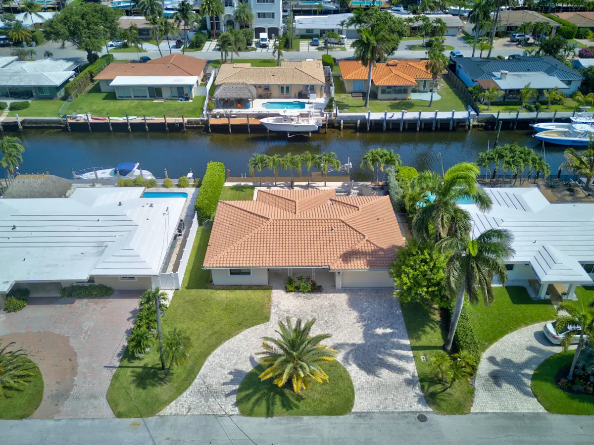 waters-3 at 2542 SE 10th Street, Pompano Beach