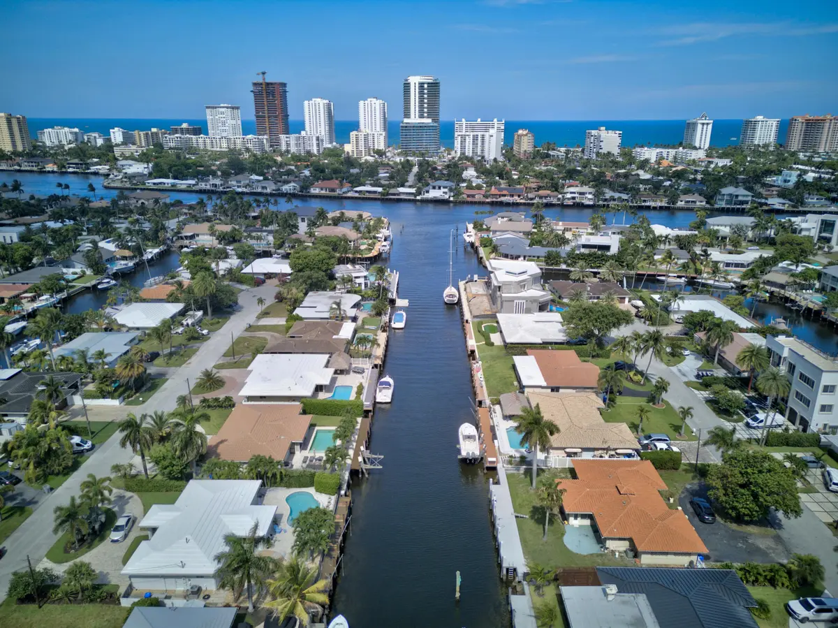 waters-8 at 2542 SE 10th Street, Pompano Beach