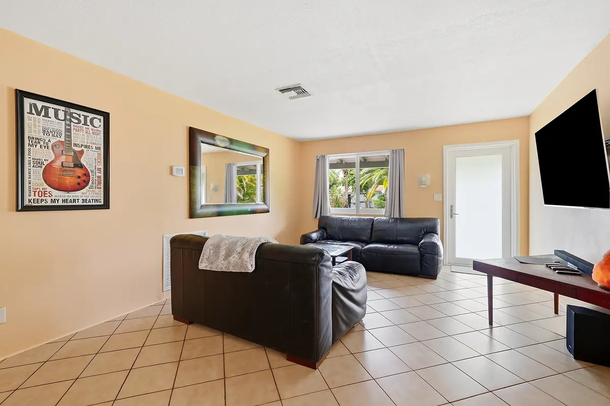 Living Room at 2834 Adams Street, Hollywood