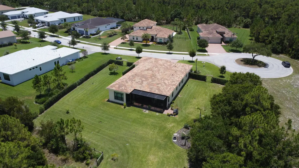 Back yeard pix at 5781 SW Star Apple Street, Palm City