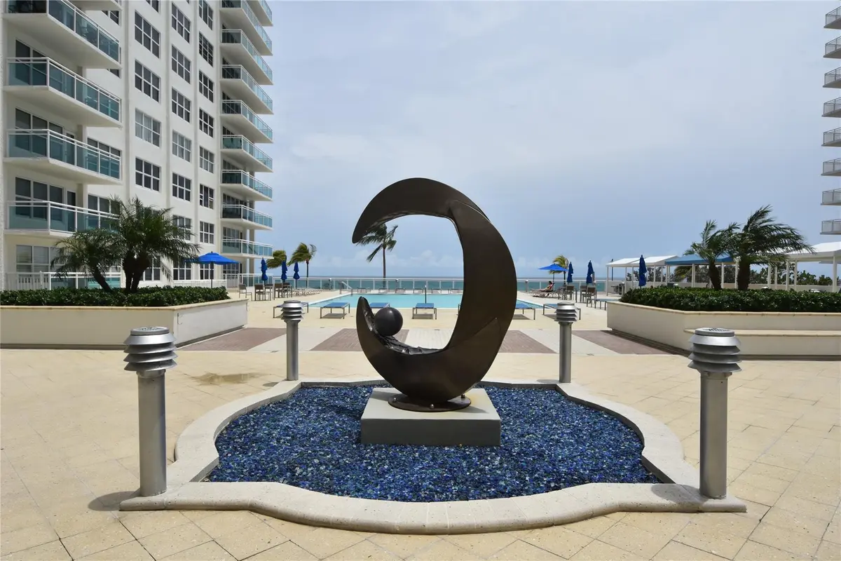 Photo 2 at 3900 Galt Ocean Drive 810, Fort Lauderdale