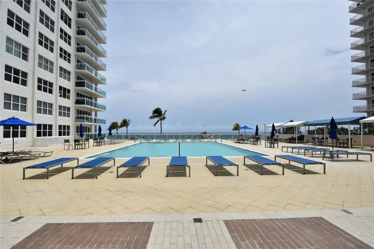 Photo 4 at 3900 Galt Ocean Drive 810, Fort Lauderdale