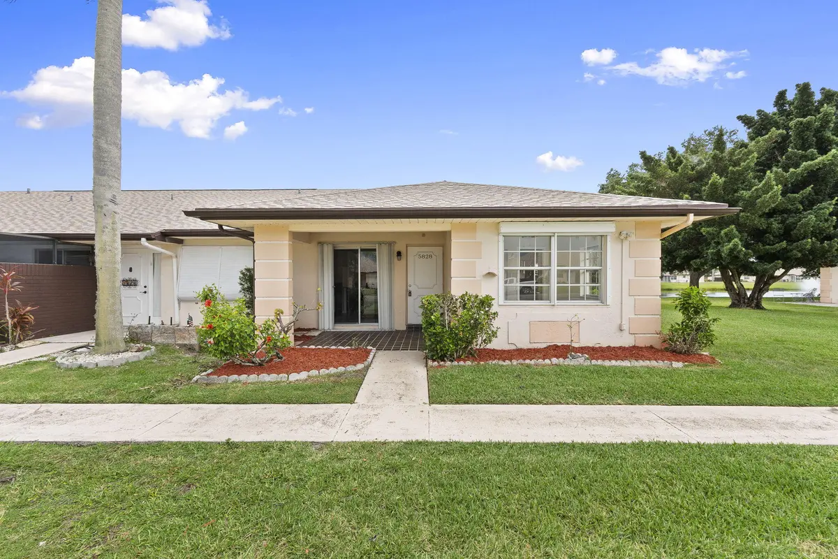 FRONT EXTERIOR at 5828 Honeybell Court, Fort Pierce