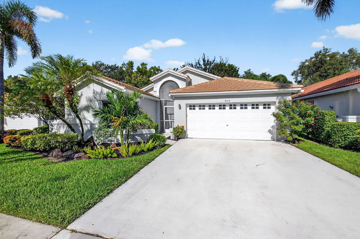 3-web-or-mls-014_DSC_5498 at 9914 Harbour Lake Circle, Boynton Beach