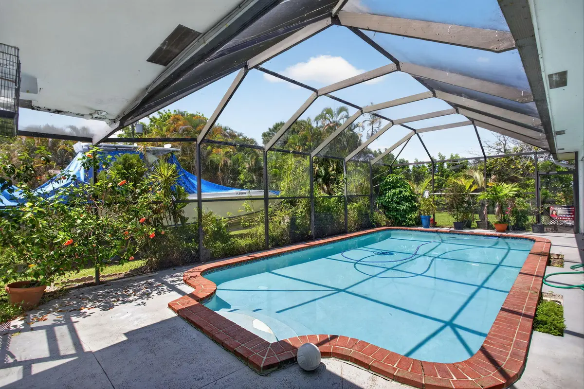 24-web-or-mls-7501-8932 at 7501 NW 6th Street, Plantation