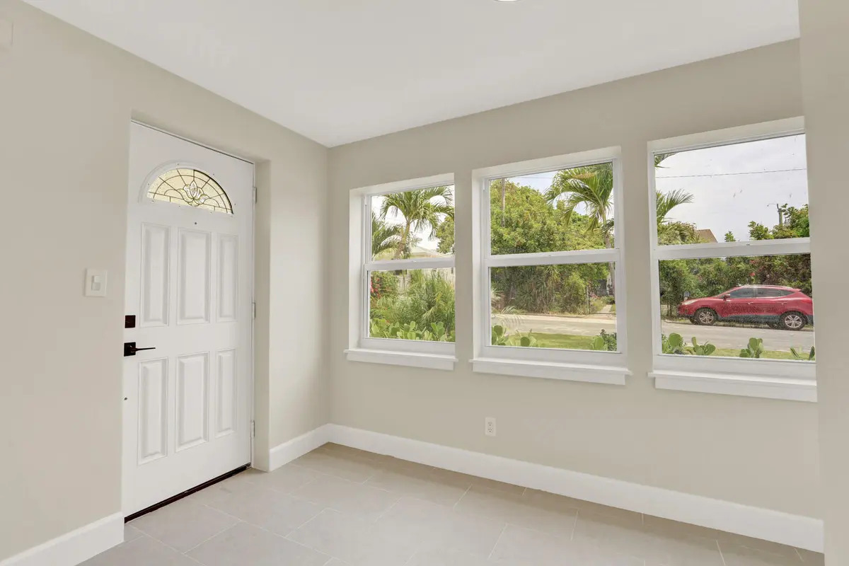 07_Image_7_mls at 842 Selkirk Street, West Palm Beach