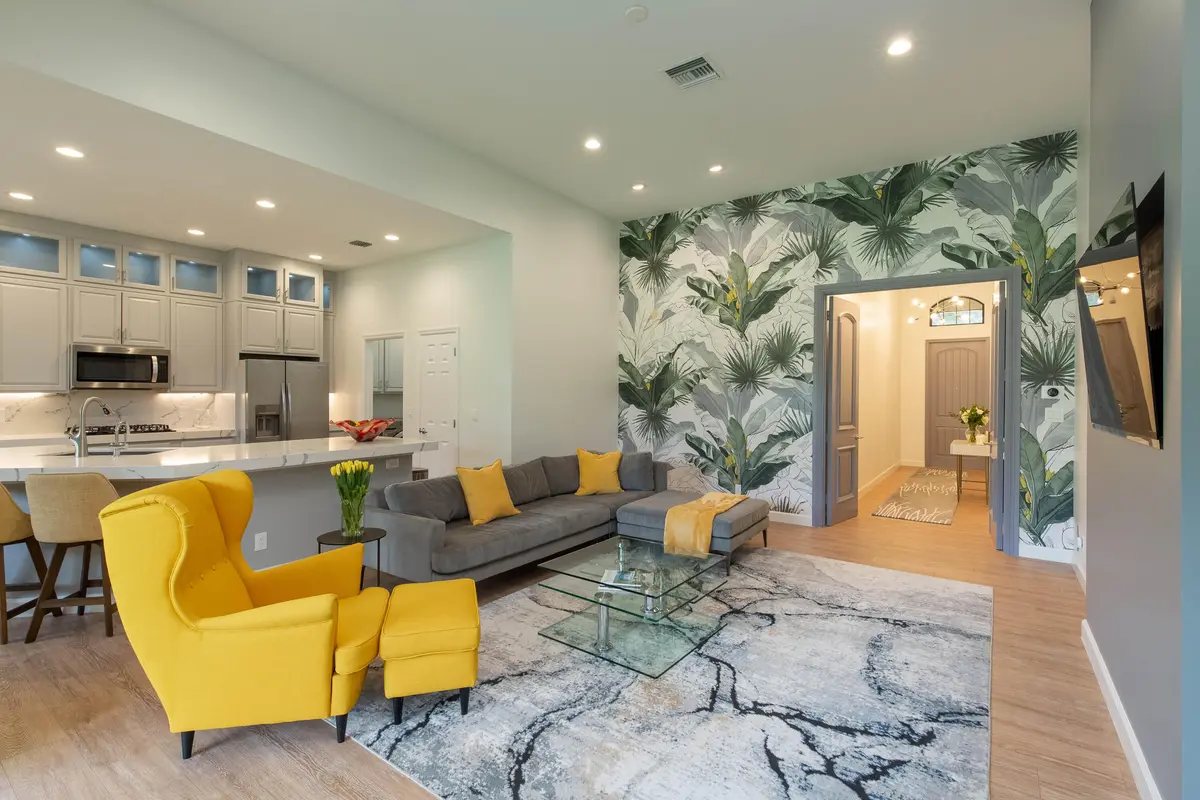 5-2 at 10429 Prato Street, Wellington
