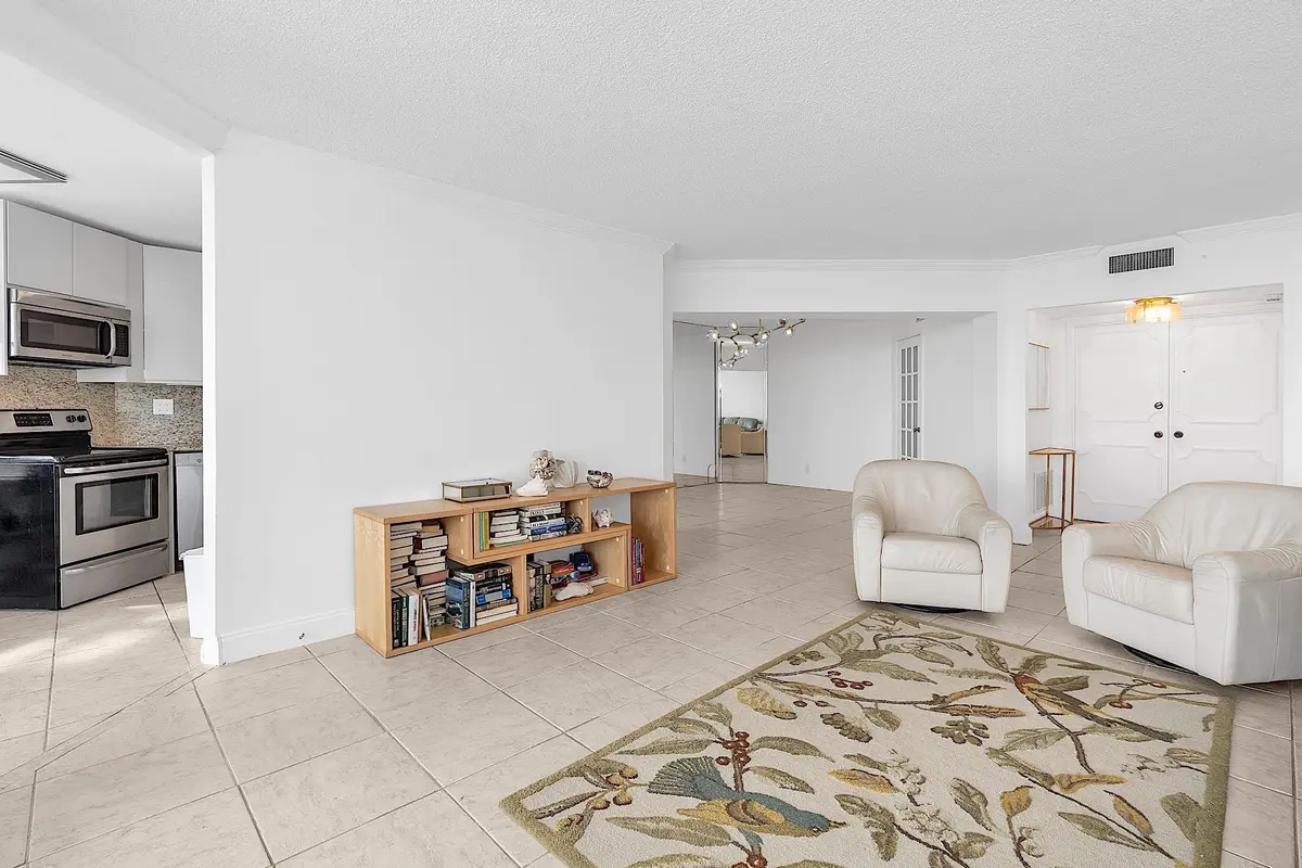 Photo 8 at 1340 S Ocean Boulevard 1106, Pompano Beach