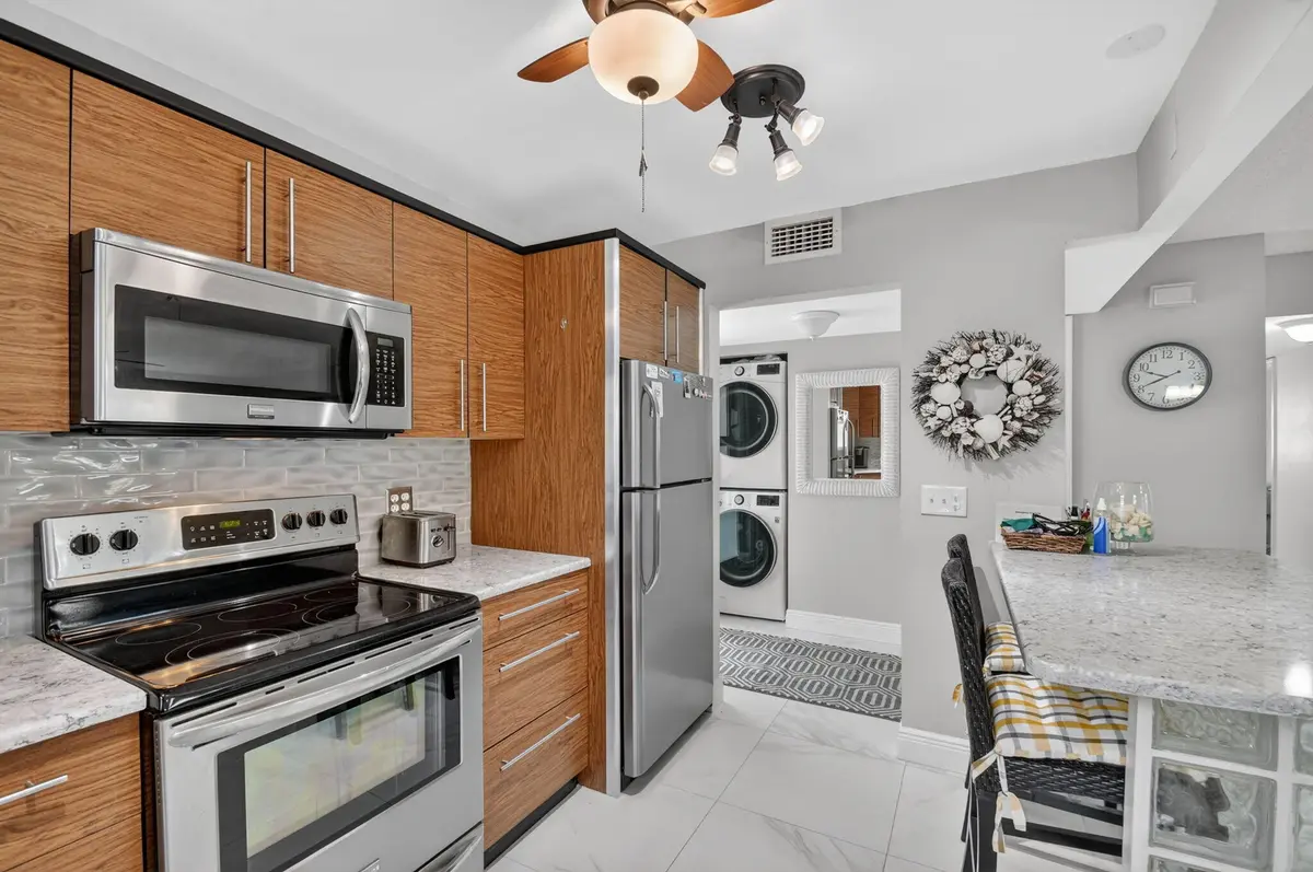 kitchen at 3601 S Ocean Boulevard 104, South Palm Beach