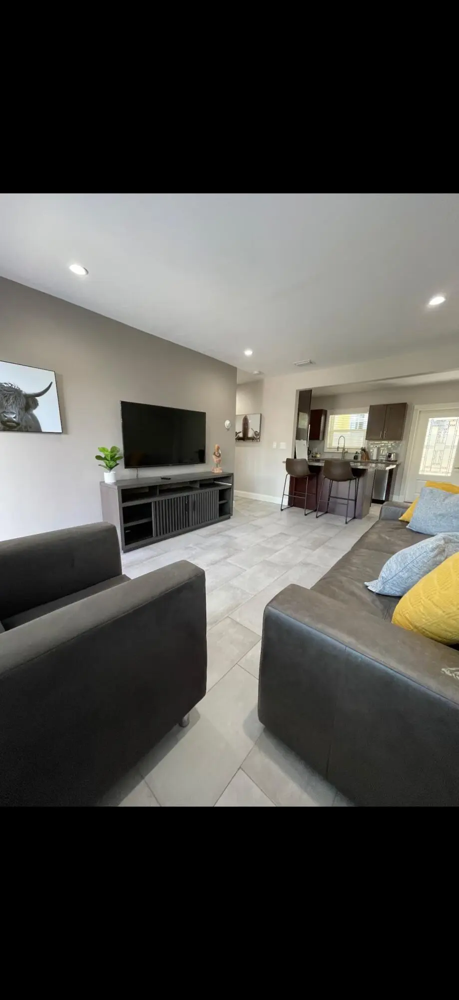 IMG_4865 at 400 SW 12th 1-2, Fort Lauderdale