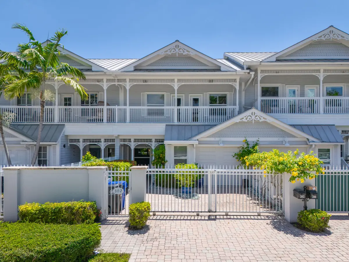Photo-1 at 302 NE 11th Avenue, Fort Lauderdale
