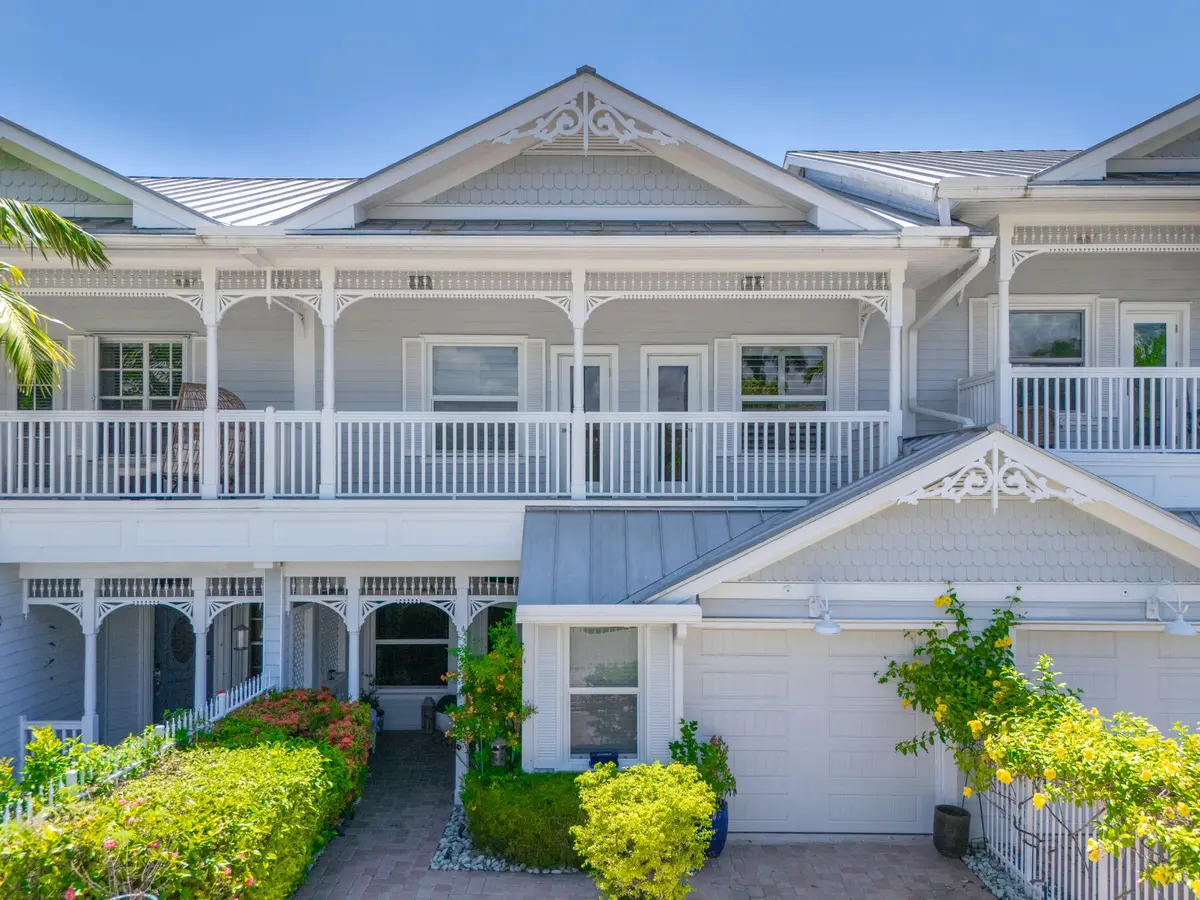 Photo-2 at 302 NE 11th Avenue, Fort Lauderdale