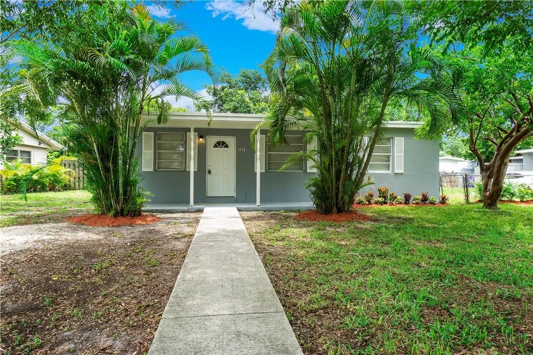 Photo 1 at 1929 NE 48th Court, Pompano Beach