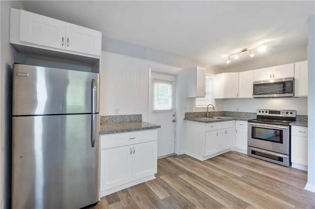 Photo 6 at 1929 NE 48th Court, Pompano Beach