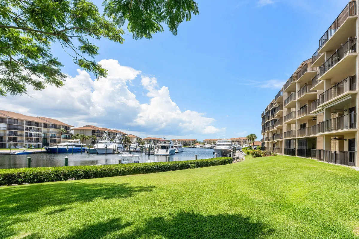 024-1301SeafarerCircle-Jupiter-FL-33477- at 1301 Seafarer Circle 403, Jupiter
