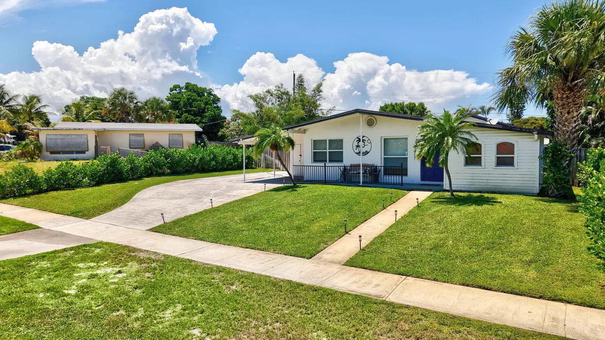 1-web-or-mls-DJI_20260622143732_0021_D_2 at 917 W Drew Street, Lantana