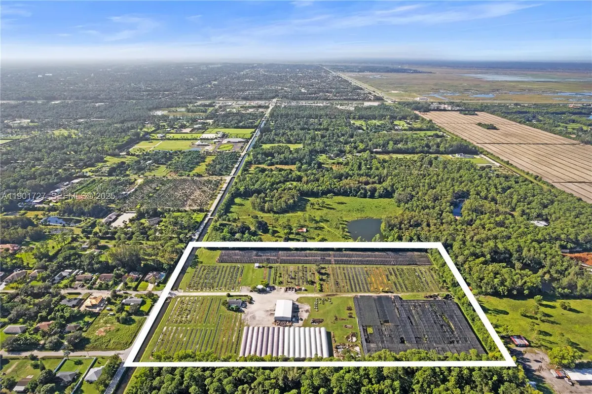 A11901727_3 at 1535 B Road, Loxahatchee Groves