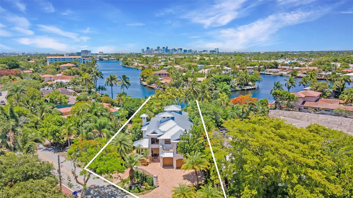 Photo 3 at 2415 Middle River Drive, Fort Lauderdale