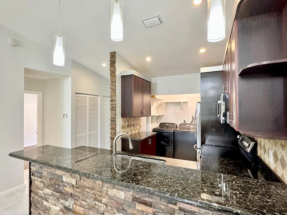 Photo 3 at 1917 NW 94th Avenue 204a, Coral Springs