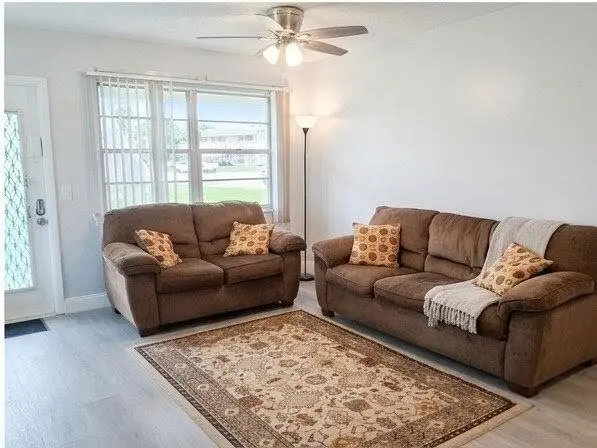 Living Room at 25 Upminster B 25, Deerfield Beach