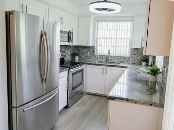 Kitchen at 25 Upminster B 25, Deerfield Beach