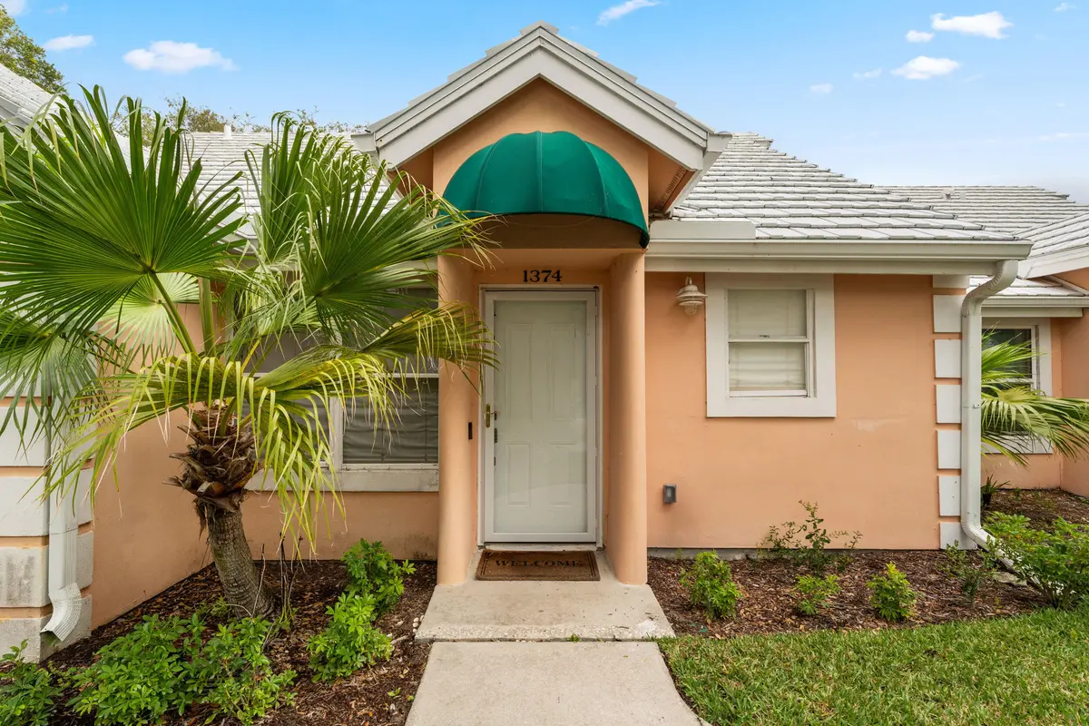 1_smg02328_1374 coral park ln _803 at 1374 Coral Park Lane 803, Vero Beach
