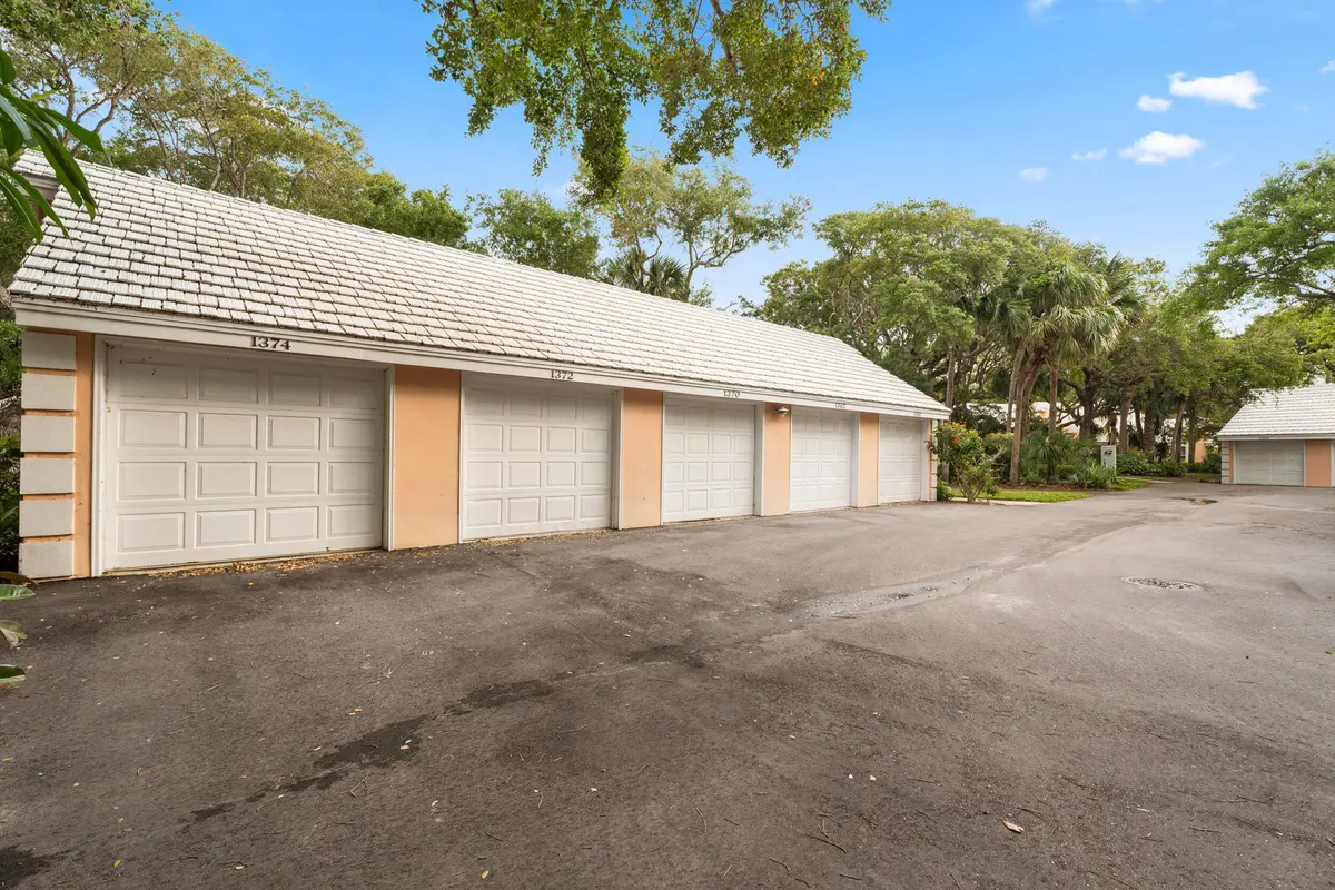 3_smg02318_1374 coral park ln _803 at 1374 Coral Park Lane 803, Vero Beach
