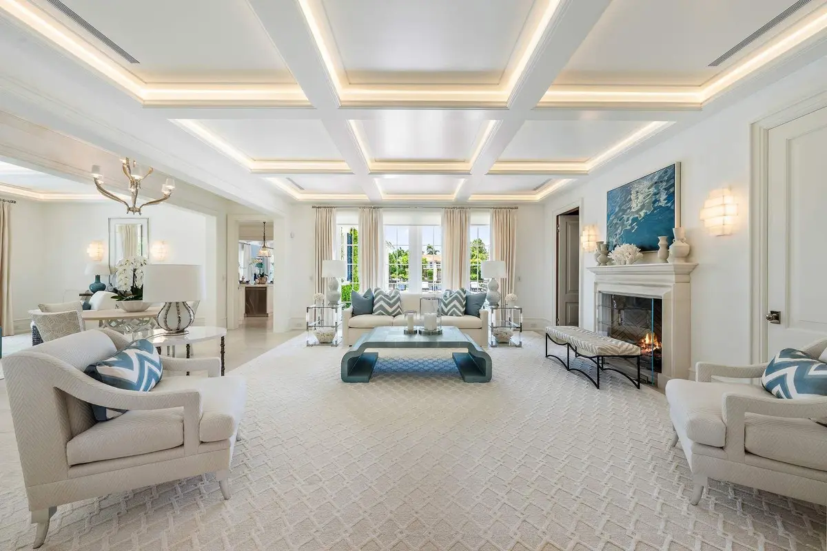 608 Island Drive - B5P9ZG(5) at 608 Island Drive, Palm Beach