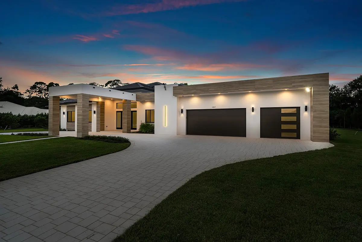 Front Elevation at 14817 Paddock Drive, Wellington