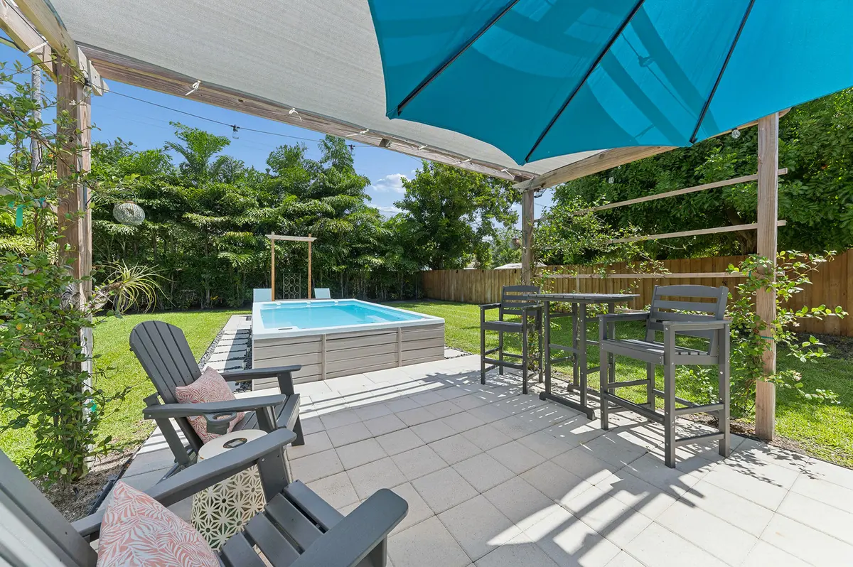 patio at 127 SW 10th Avenue, Boynton Beach