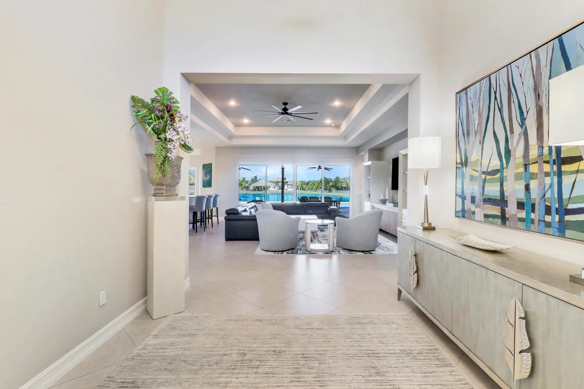 Hallway at 7754 Maywood Crest Drive, Palm Beach Gardens
