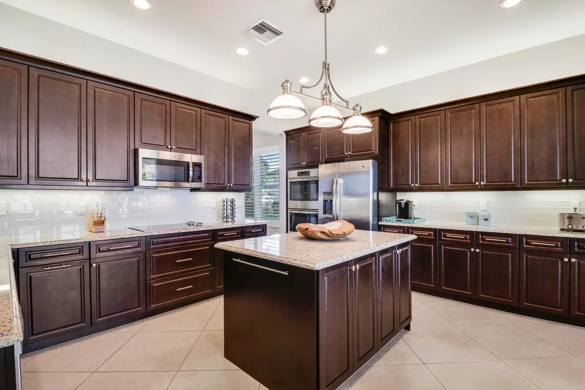 Kitchen at 7754 Maywood Crest Drive, Palm Beach Gardens