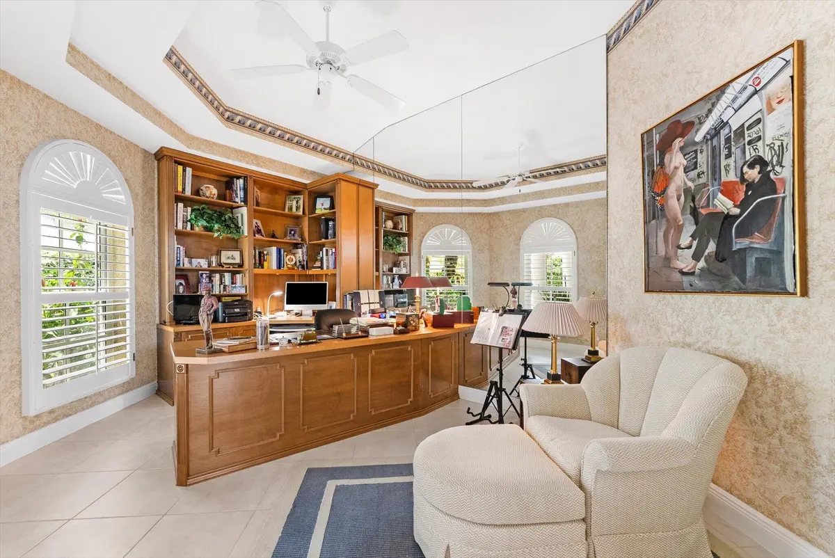 Den?library/office at 6533 Somerset Circle, Boca Raton
