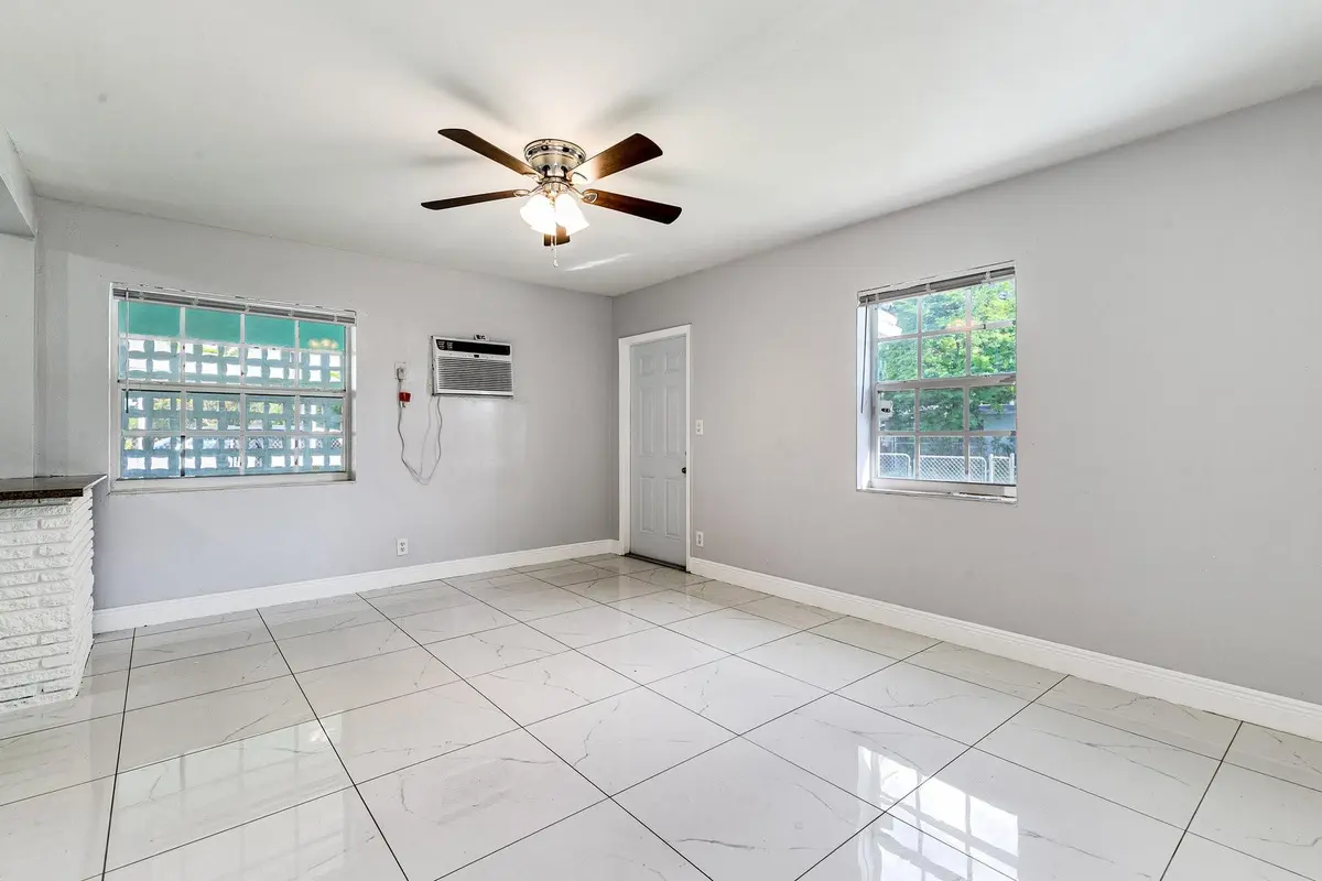 Photo 4 at 1406 NW 11th Street, Fort Lauderdale
