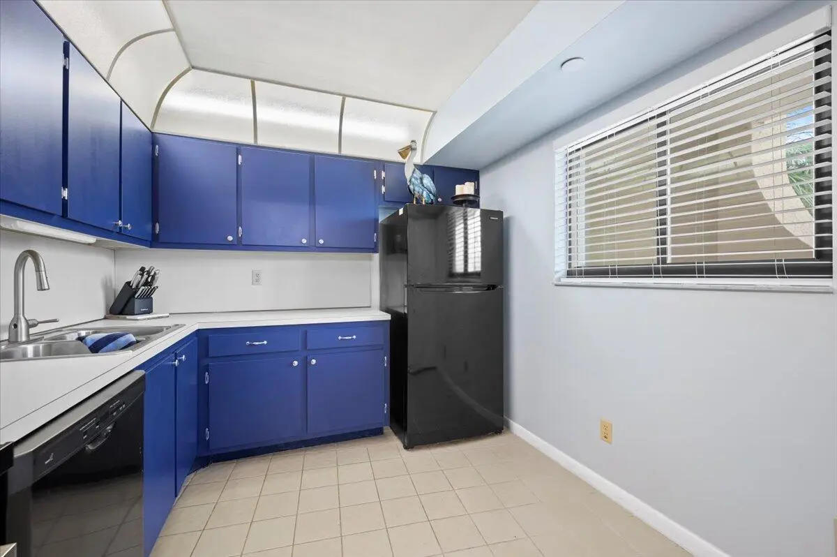 Kitchen at 100 Ocean Trail Way 107, Jupiter