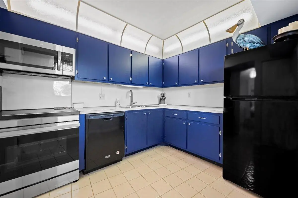 Kitchen at 100 Ocean Trail Way 107, Jupiter