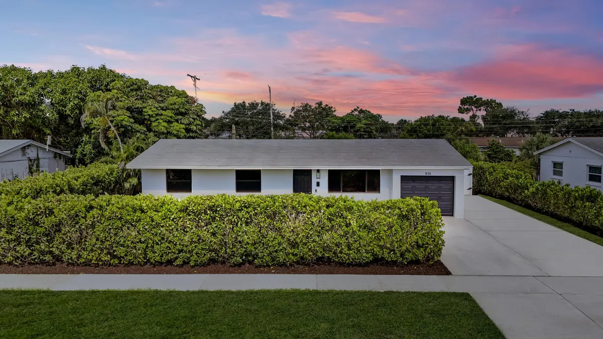 Aerial - Skyline at 816 Juniper Drive, North Palm Beach