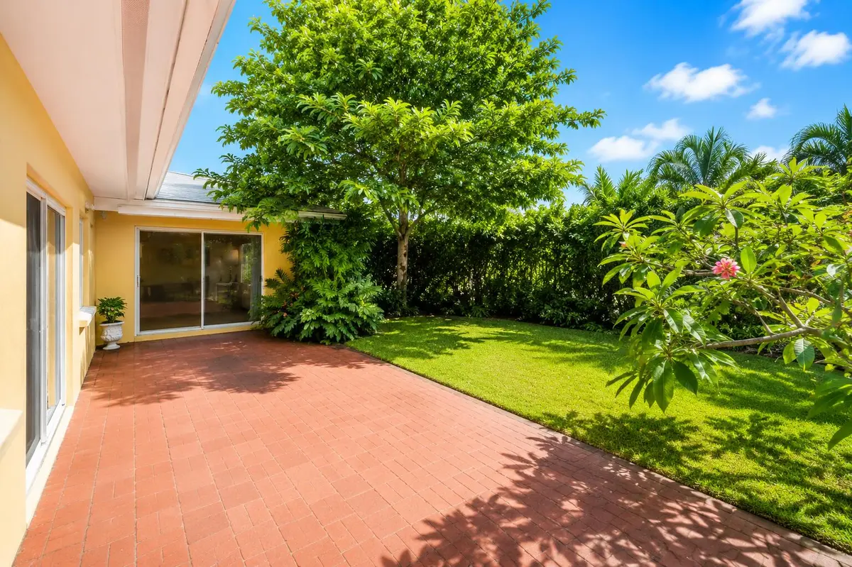 e1ddaff2-b14f-4ef3-994f-d8113e52d71a at 842 Fathom Road, North Palm Beach