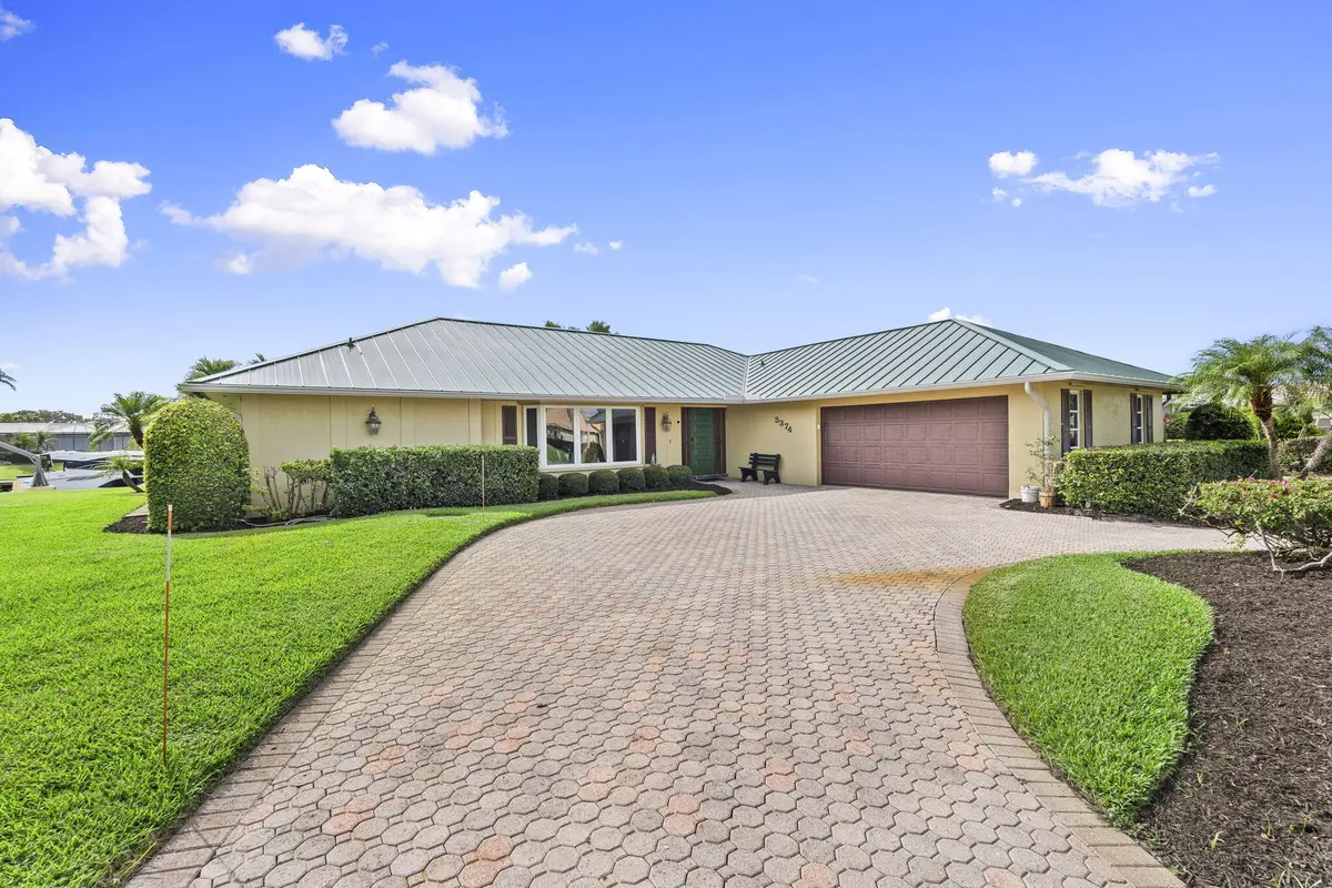 2-web-or-mls-DSC06619 at 3374 SE Fairway, Stuart