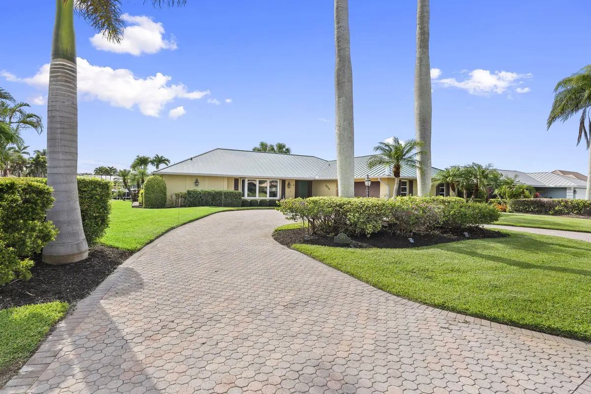 7-web-or-mls-DSC06630 at 3374 SE Fairway, Stuart