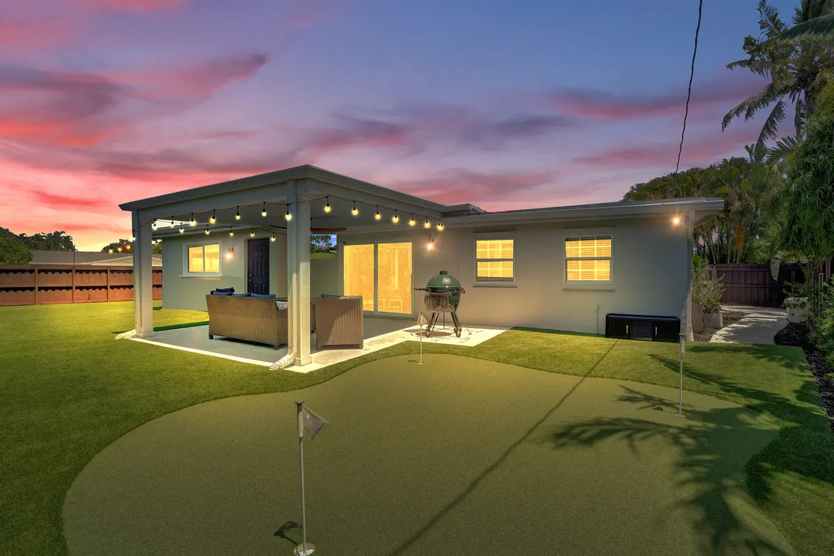 DSC7038 at 1361 NE 46th Street, Oakland Park