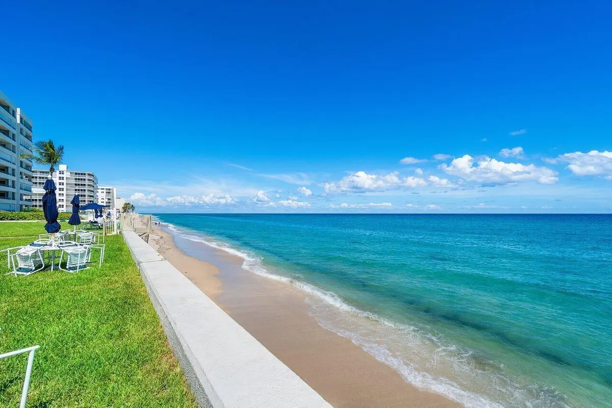 032-3570SouthOceanBoulevard-SouthPalmBea at 3570 S Ocean Boulevard 806, Palm Beach