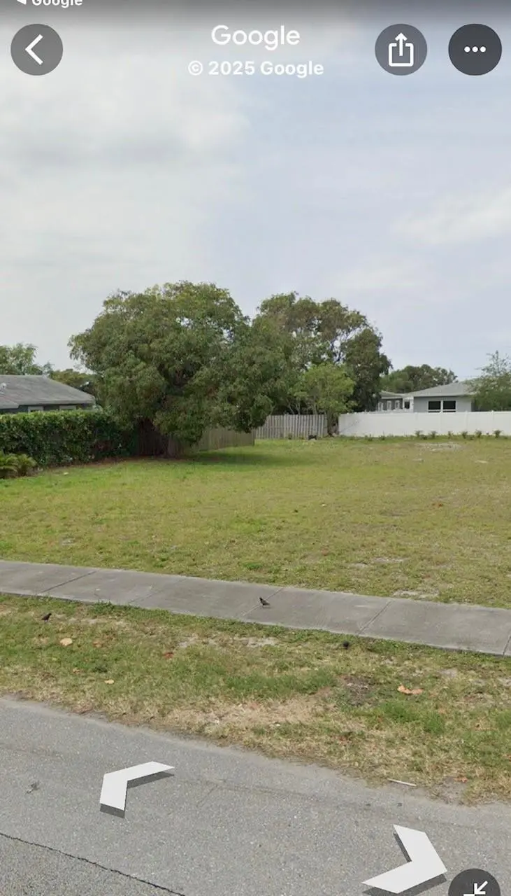 Photo 3 at 132 & 134 NW 6th Avenue, Delray Beach