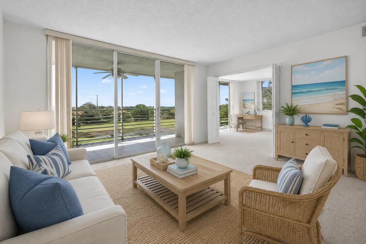 Virtual LR at 3507 Oaks Way 501, Pompano Beach