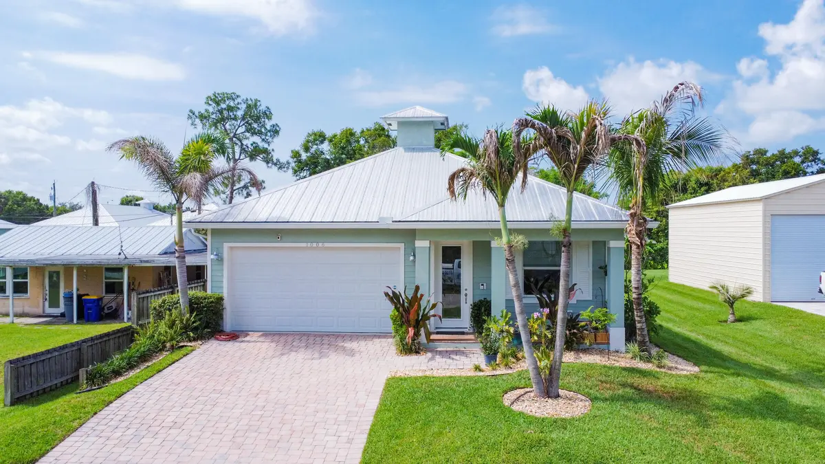 1006 SW 34th Terrace at 1006 SW 34th Terrace, Palm City