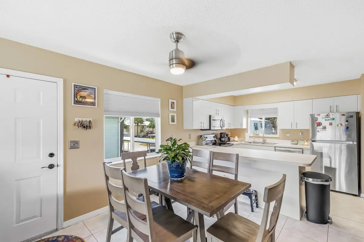 191 SE Village Drive 191, Port St. Lucie, FL – photo 3
