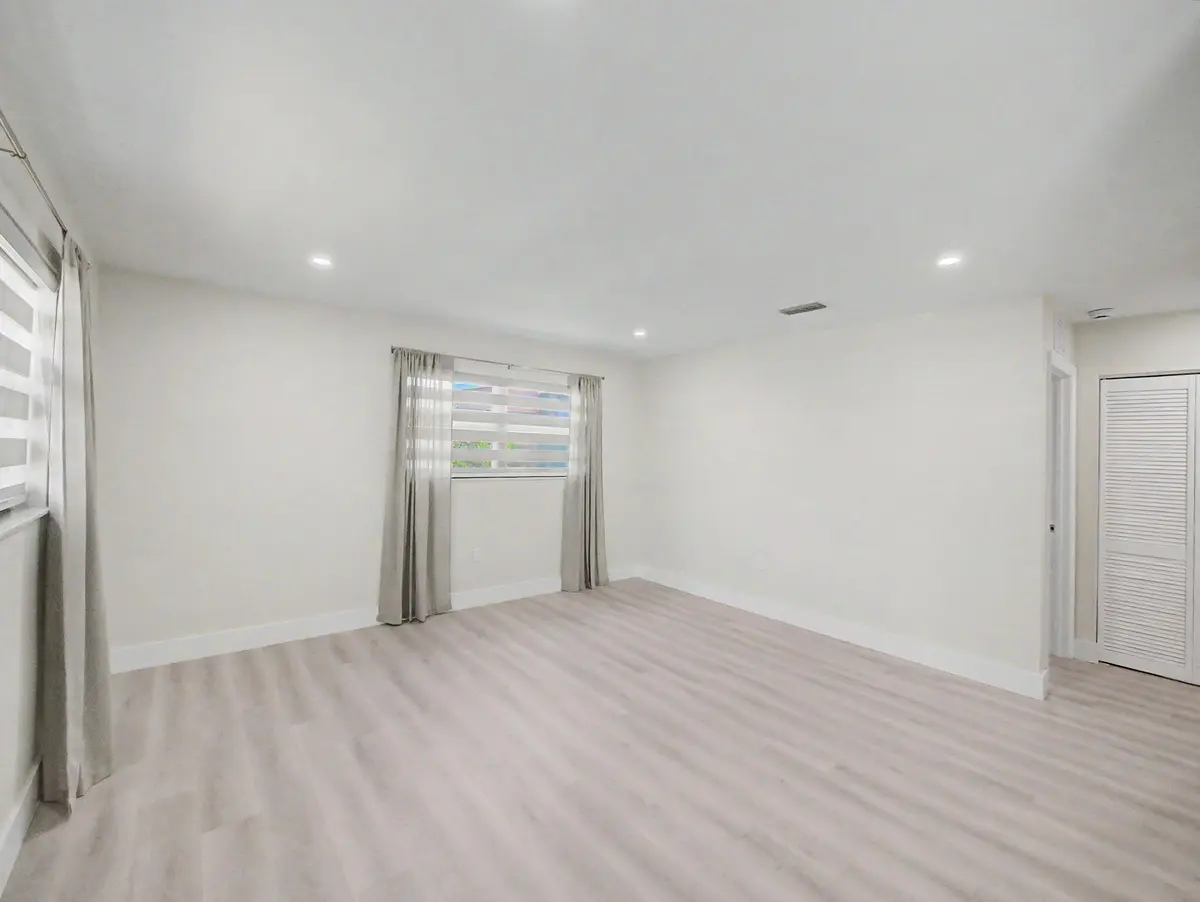 2-web-or-mls-002 at 9298 Birmingham Drive, Palm Beach Gardens