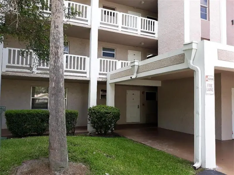 Photo 3 at 1100 NW 87th Avenue 204, Coral Springs